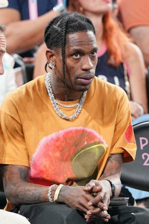 Parigi 2024, Travis Scott arrestato per una rissa dopo la semifinale di basket maschile