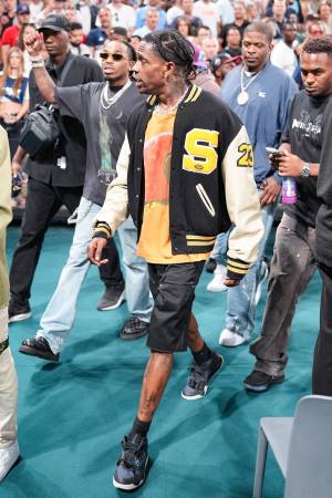 Travis Scott arrestato a Parigi dopo la semifinale maschile di basket