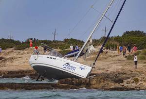 Baleari devastate dal maltempo. A Formentera barche e yacht distrutti. Nove italiani feriti