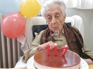 Sopravvissuta a guerre mondiali e Covid. È morta a 117 anni la nonna più anziana del mondo