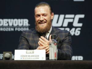 "Io sono l'unica scelta logica". Conor McGregor si candida a presidente dell'Irlanda