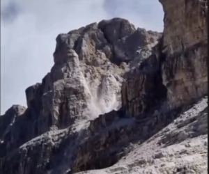 L'immagine della frana ripresa in un video da Giuseppe Cruciani