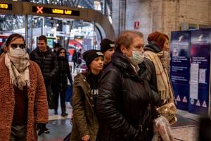 Coronavirus, capostazione sta male a Casalpusterlengo: treni fermi