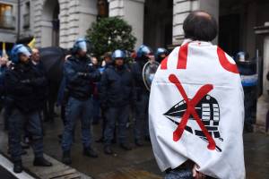 Tutti prosciolti i No Tav che nel 2012 bloccarono l'autostrada