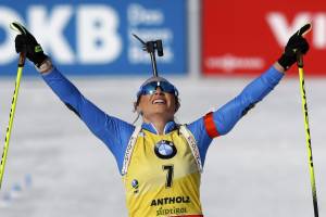 Wierer, l'insostenibile bellezza della vittoriaLe facce della medaglia sono entrambe d'oro