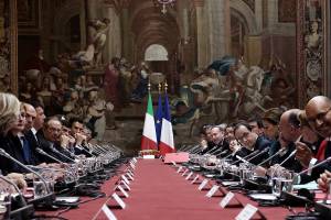 "Quella lì è brava a fare altro...". Quella frase choc dei francesi sulla ministra italiana