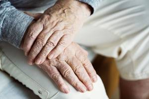 Alzheimer ed herpes: esiste un collegamento?