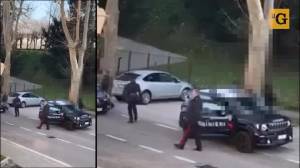 Treviso, i carabinieri lo fermano per i controlli e lui li insulta: fermato marocchino