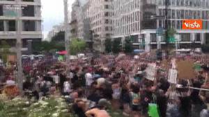 In migliaia manifestano a Washington in ricordo di George Floyd