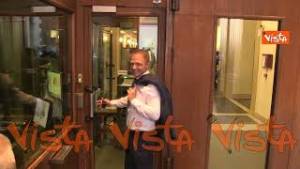 Lollobrigida: “Chi incontriamo oggi? Tanta gente, come al solito”