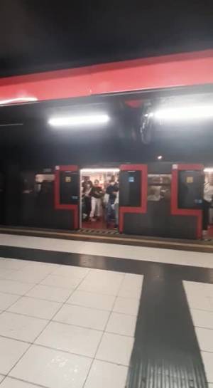 Borseggiatrici nella metro di Milano