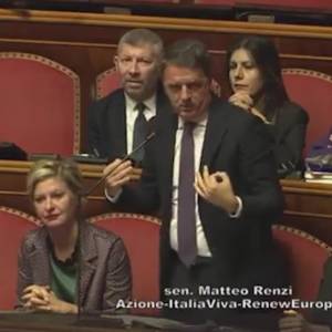 Renzi asfalta Conte: "Si vergogni!"