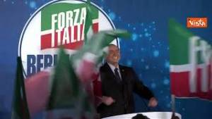 Berlusconi: "Da trent'anni rappresentiamo chi produce e garantisce la ricchezza dell'Italia"