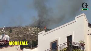 Il devastante incendio che terrorizza Monreale