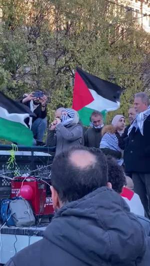 Il comizio pro Hamas dalla piazza di Milano