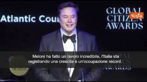 Elon Musk all'Atlantic Council: "Ammiro Giorgia Meloni, ha fatto un lavoro incredibile"