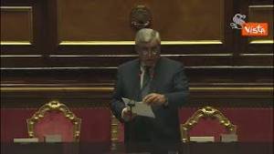 Tajani in Aula: "Mi pare che il giudizio su Renzi l'abbiano dato gli elettori alle europee"