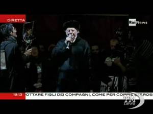 Dario Fo sul palco per Grillo