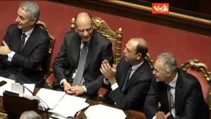 Alfano applaude il "sì" di Berlusconi alla fiducia