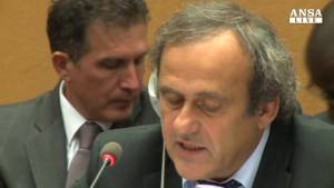 Platini: dura condanna a ogni forma di razzismo