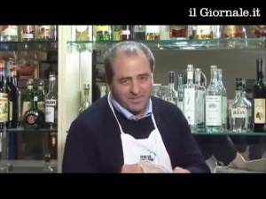 Di Pietro diventa barista per le regionali