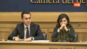 Di Maio: "Se si ripristina la democrazia, facciamo la pace"