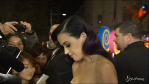 Katy Perry regina di Twitter: 50 milioni di followers