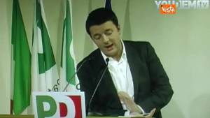 Renzi: "Grazie Letta, ora serve un nuovo governo"