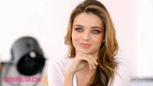 Miranda Kerr debutta nella musica: primo brano a fine marzo