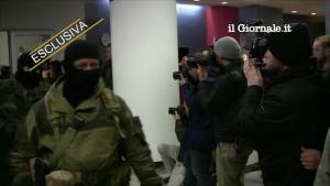 Irruzione di uomini armati all'hotel Moskva