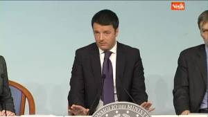 Renzi: "L'abolizione del Cnel è solo l'antipasto"