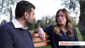 Pd, la Boschi in barese nello spot per Decaro