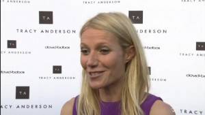 Gwyneth Paltrow va da un guaritore: "Troppo dolore per Chris"