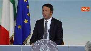 Renzi: "Doloroso tirare in ballo Hitler"