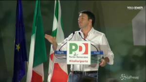 Renzi: "Stop a chi fa politica per tutta la vita"