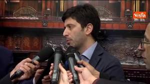 Speranza al M5S: "Non trasformi tutto in uno show"