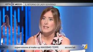 La Boschi azzanna la Bindi: "Ministre scelte perché belle? Che tristezza" 