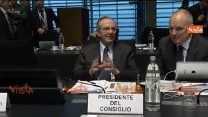 Padoan: "Possibile ritardo del pareggio di bilancio"