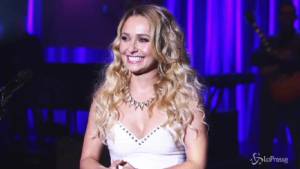 Hayden Panettiere dopo il parto: mi sento come una 80enne