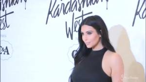 Kim Kardashian di nuovo incinta: lo annuncia nel reality