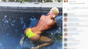 Amber Rose star dell'eccesso: topless su Instagram