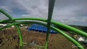 Reverse bungee, attrazione da luna park per stomaci forti