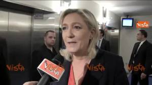 Le Pen: "Renzi faccia un accordo con la Francia"