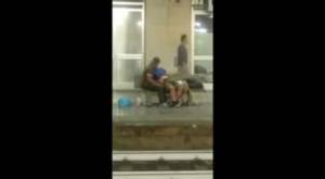 La denuncia della Lega: "Il video del degrado alla stazione di Brescia"