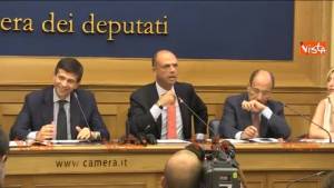 La gaffe di Alfano: "Ampia convergenza su Monica Macchioni"