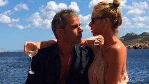 Amore a gonfie vele per Alessia Marcuzzi: coccole in barca con Paolo Calabresi