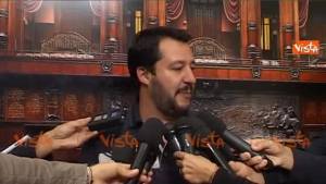 Tasi, Salvini: "Renzi cameriere della Merkel"