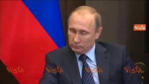 Putin: "Ankara aiuta Isis"