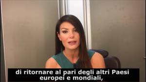 Ilaria D'Amico annuncia il Sì al referendum: "Non possiamo rimanere fermi"