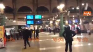 Parigi, blitz antiterrorismo: evacuata la gare du Nord